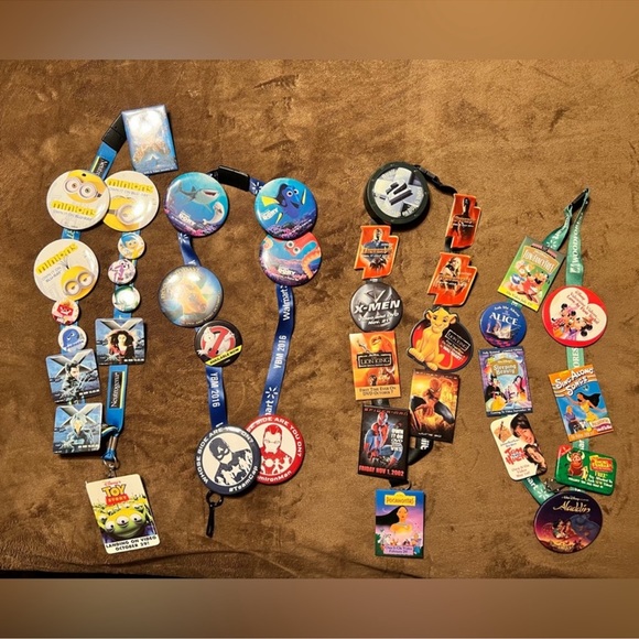 Pins/lanyards/ect - Picture 6 of 9